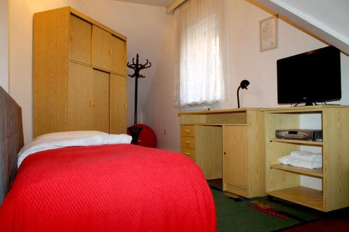 1 twin bed