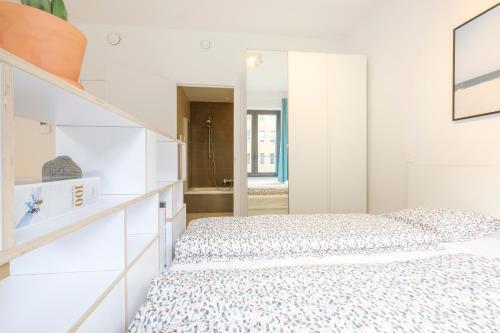  One bedroom with terrace, near the CEE in Brüssel