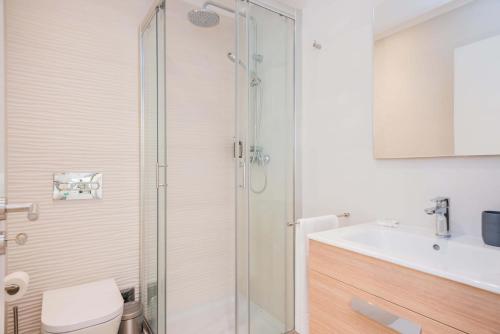 137 LuxResidence - image 2