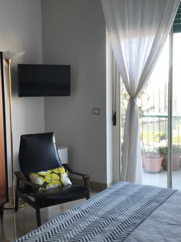 Triple Room with Bathroom image 6