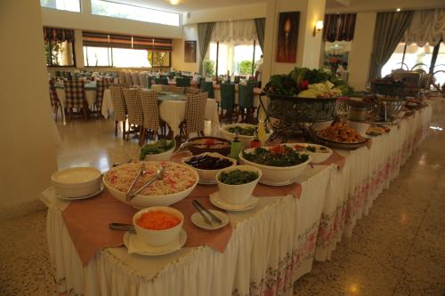 Comida y bebida, Merry Land Hotel in Barr Ilycs