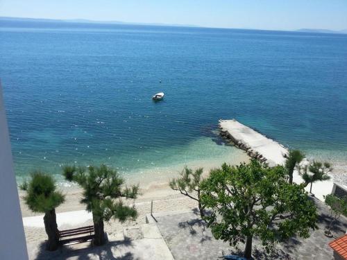 Family friendly seaside apartments Podstrana, Split - 13725