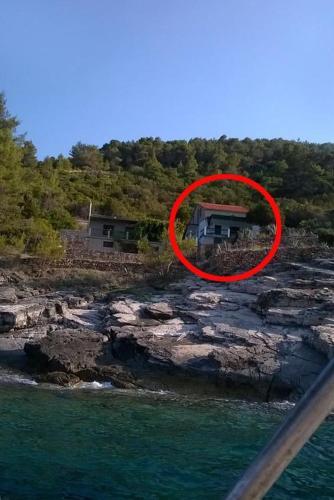 Secluded fisherman's cottage Cove Zecja Hvar - 13858 - image 2