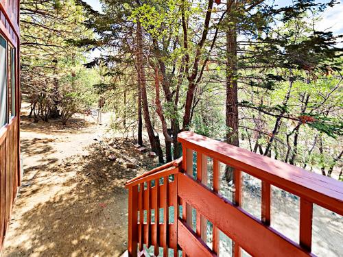 43651 Yosemite House - image 8