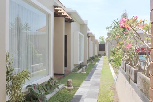 Airy Seminyak Eka Laweya 8 Kuta Bali Bali