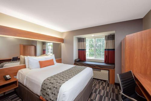 Microtel Inn & Suites by Wyndham Springfield