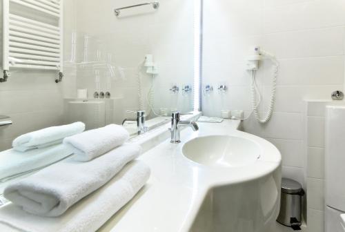 Frapolli Hotel - image 2