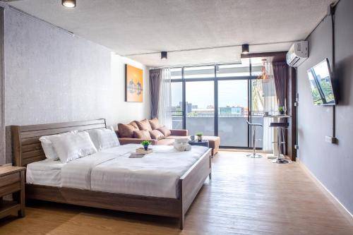 HIC at MAYA HIC at MAYA