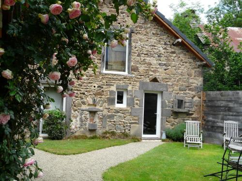 Suites de Campagne Les Eydieux, petits déjeuners inclus chambre d'hôte Manzat