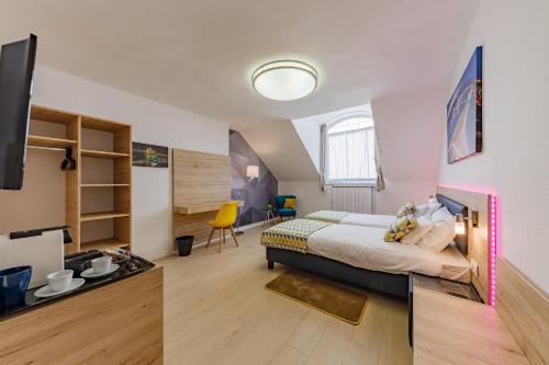 Christina Residence - image 3