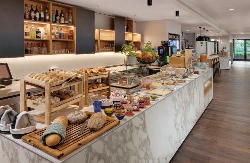 Food and beverages, Hotel the YARD in Kreuzberg