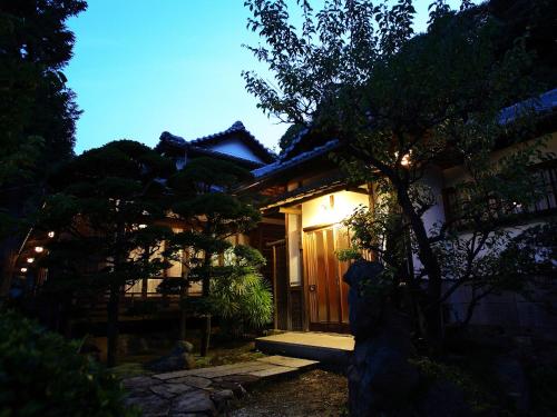 Premium Japanese-Style House - Annex - Non-Smoking