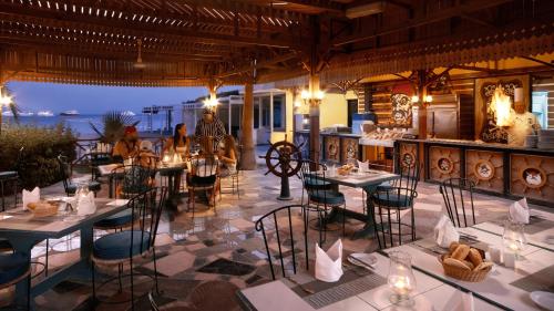 Restaurant, Giftun Azur Resort in Hurghada