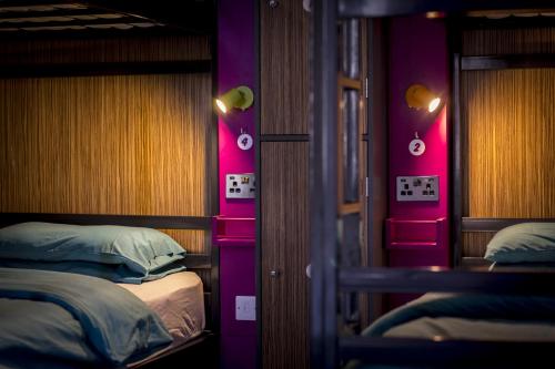 Kick Ass Greyfriars (18+) - image 4