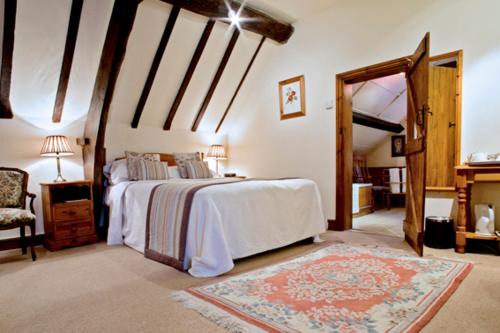 The Crown Country Inn
