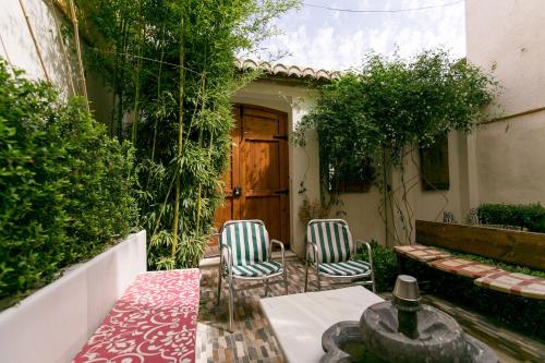 Charming Andalusian House - free parking Charming Andalusian House - free parking