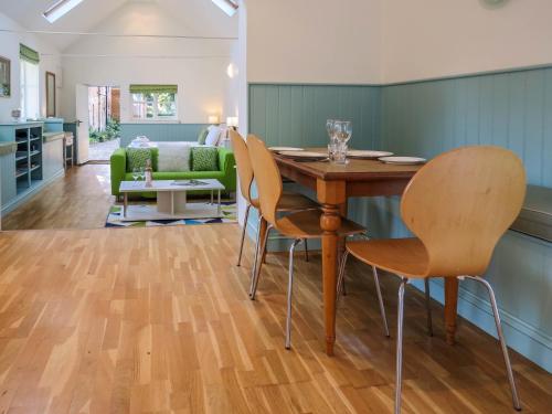 Bluebell Studio - image 8