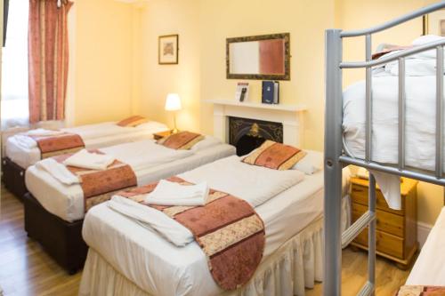 Dolphin Hotel - main image