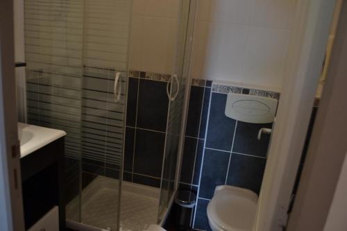 Will's Hotel - image 6