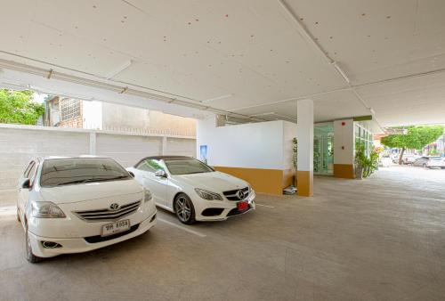 โรงแรมเฌอแตม (Je T'aime Hotel) in ตรัง