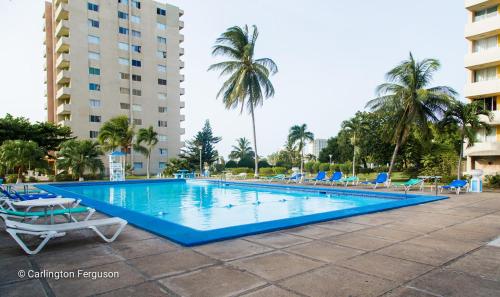 Utvendig, Turtle Beach Towers in Ocho Rios
