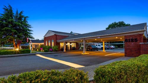 Best Western Lakewood Motor Inn