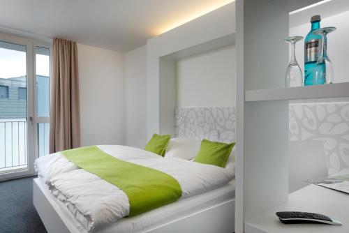 MARA Hotel 4.0km von Langewiesen entfernt