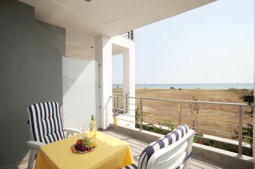  See to Sea apartments in Paralia Dionisiou