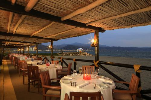 Velas Vallarta Suite Resort All-Inclusive 4