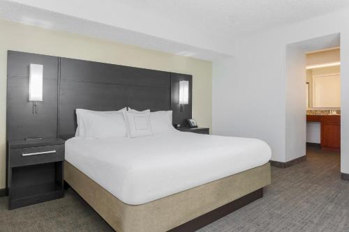 Residence Inn St. Petersburg Clearwater - main image