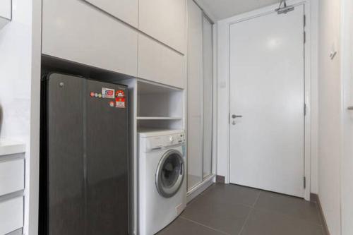 Perfect Location@ Heart of KL City Centre next to Metro MRT, Kuala Lumpur (photo 6)