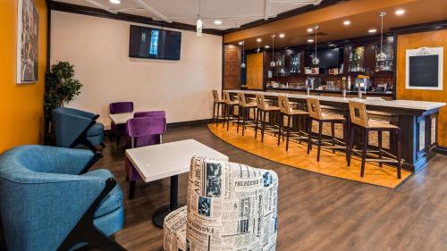Best Western Premier Toronto Airport Carlingview Hotel image 22
