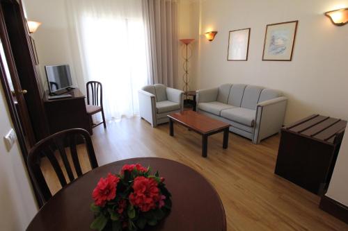 Suite Hotel Jardins Da Ajuda - image 6