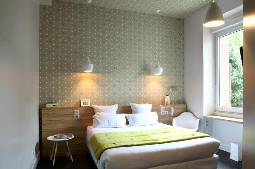 1 queen bed