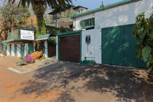 アグタープラス B&B ゲストハウス