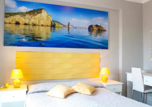 โรงแรมออร์เตนเซีย (Hotel Ortensia) in ปอนซา อิสลันด์