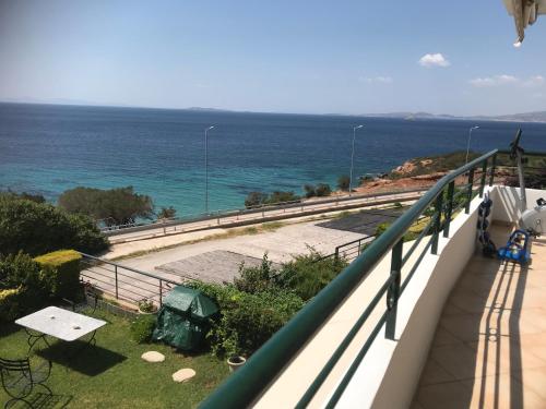  Sea view apartments, Ferienwohnung in Saronida