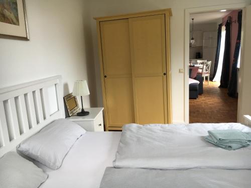 B&B Karlsruhe - Pension Malwine - Bed and Breakfast Karlsruhe