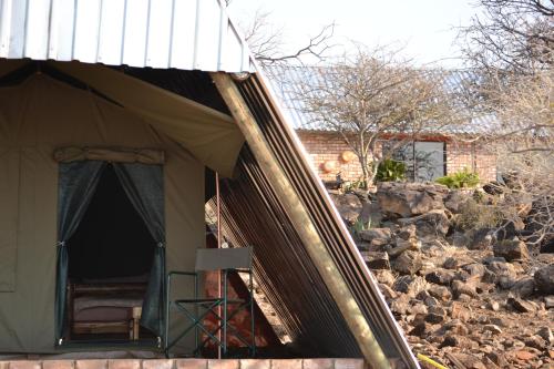 Tana Safaris Bush Camp