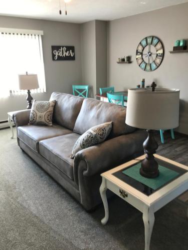 New Albin Inn & Suites - image 2