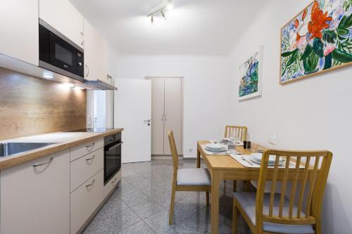 Apartment Rudolfsplatz - image 11