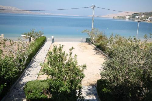  Apartment Metajna 6486g in Metajna