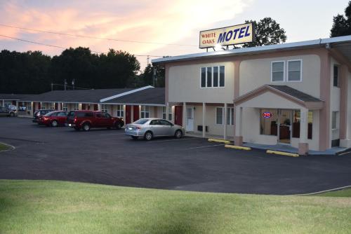 ทัศนียภาพภายนอกโรงแรม, White Oaks Motel Pennsville/Carneys Point in คาร์นีย์ พอยต์