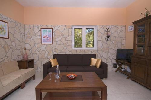 Seaside holiday house Cove Osibova Brac - 14297 - image 5