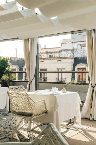 Photo 17 Claris Hotel & Spa GL