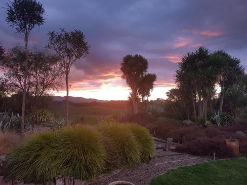 Kilátás, Above the River Karapiro Bed & Breakfast in Kaimai