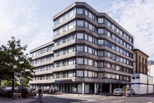 VISIONAPARTMENTS Frankfurt - Air Conditioning & Self Check-in, Frankfurt nad Menem