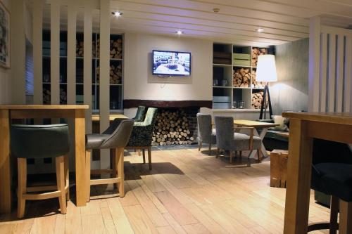 Bar/lounge, Lodge at Bristol in Patchway