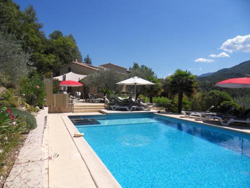 Fontaine du Pommier gîte à louer Eygaliers