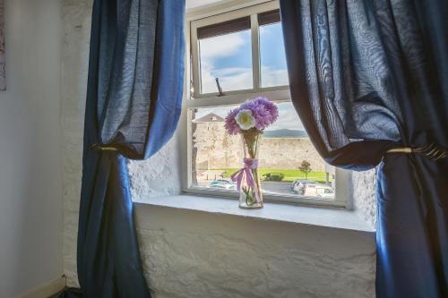 ทัศนียภาพ, Crew's Apartment in ดันการ์แวน